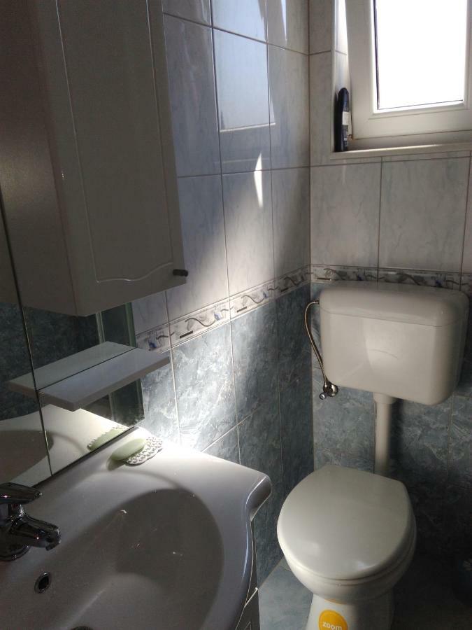 Apartments Vido โวดีเซ ภายนอก รูปภาพ
